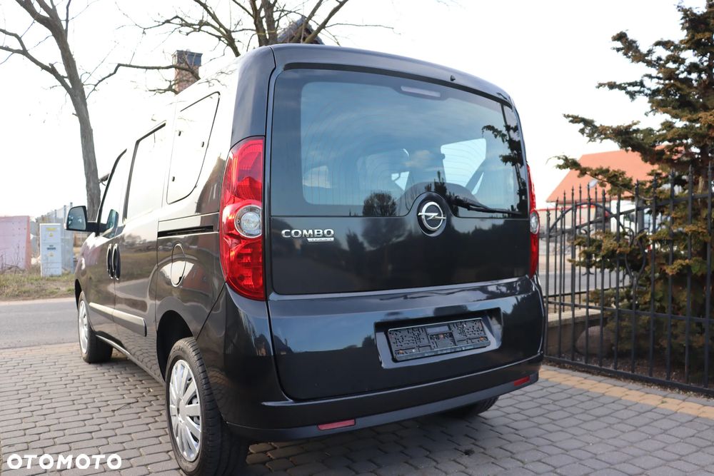 Opel Combo - 12