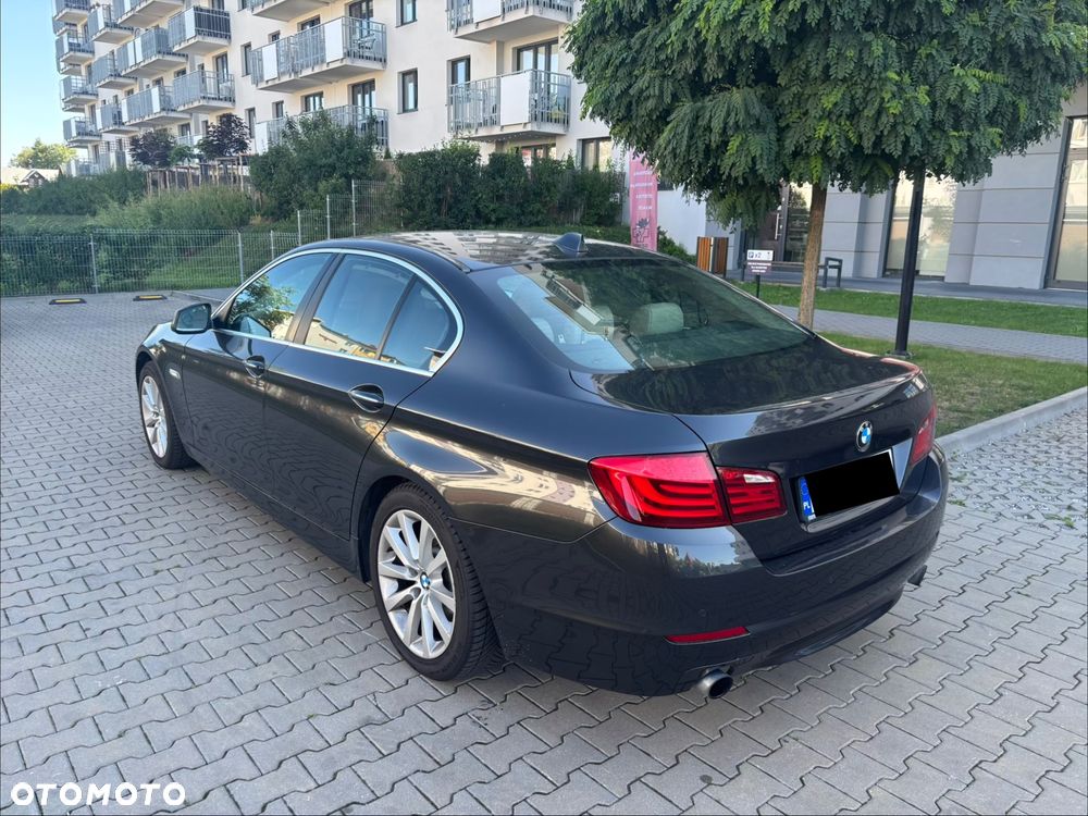 BMW Seria 5 535i xDrive - 4