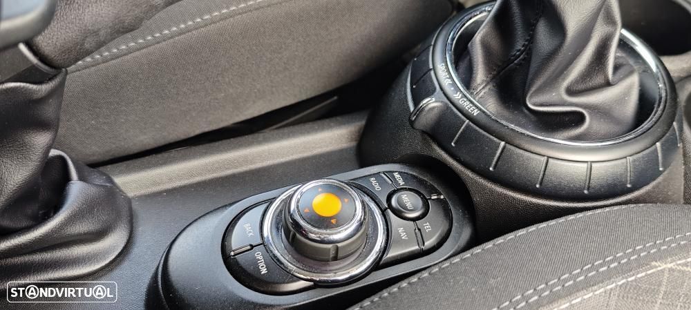 MINI 3 Portas Cooper D - 30