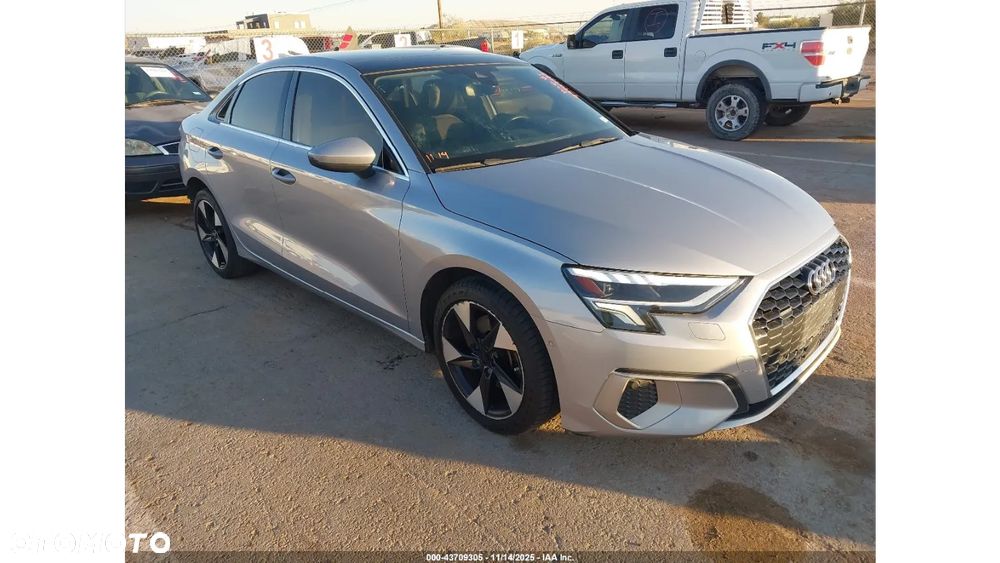 Audi A3 Sportback - 1