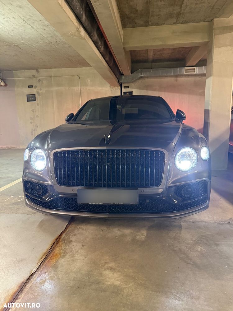 Bentley Flying Spur - 1