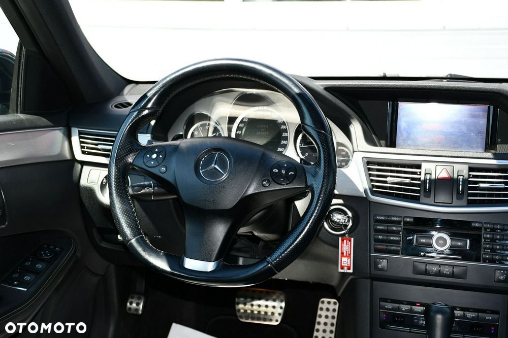 Mercedes-Benz Klasa E - 21