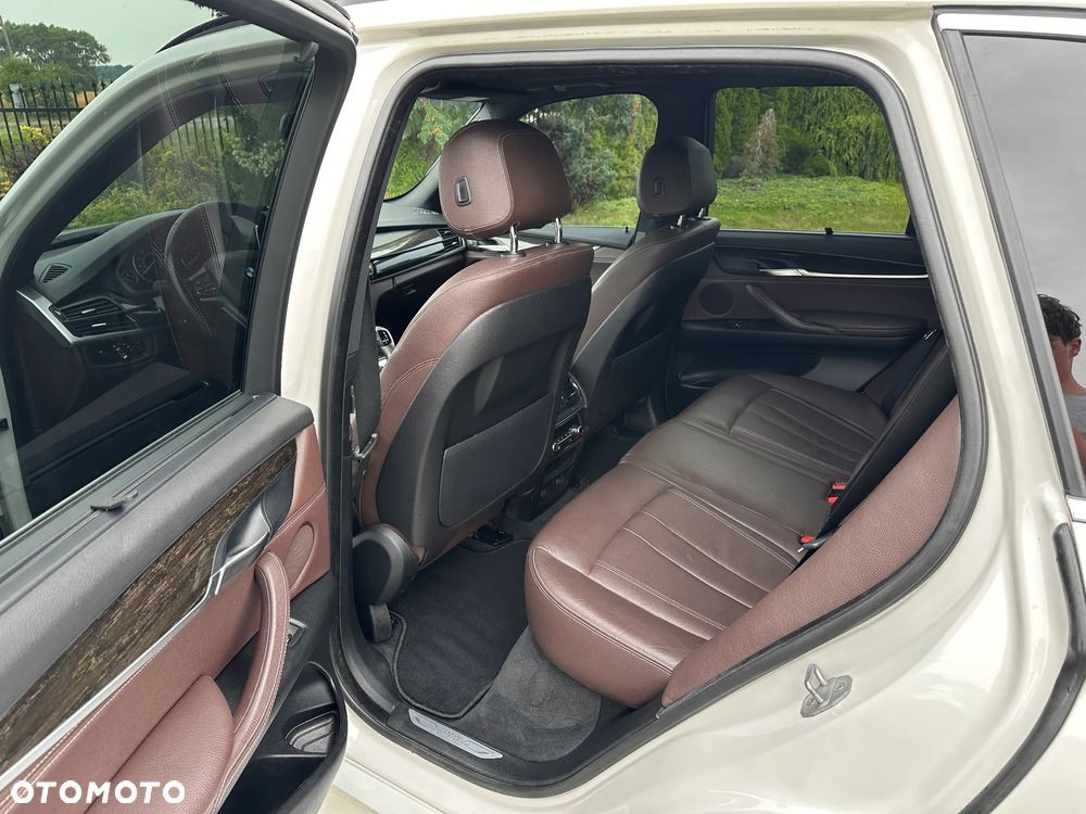 BMW X5 3.5i xDrive - 15