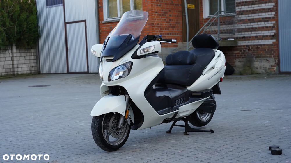 Suzuki Burgman - 3