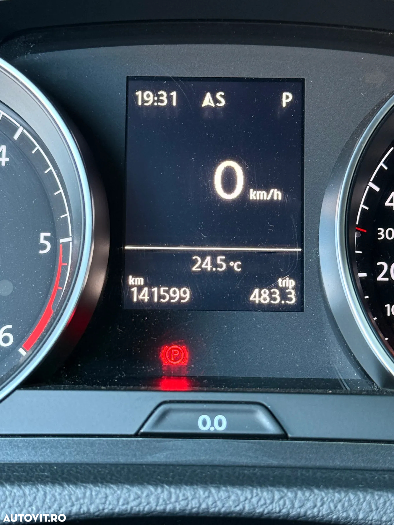 Volkswagen Golf 2.0 TDI SCR DSG Comfortline - 13