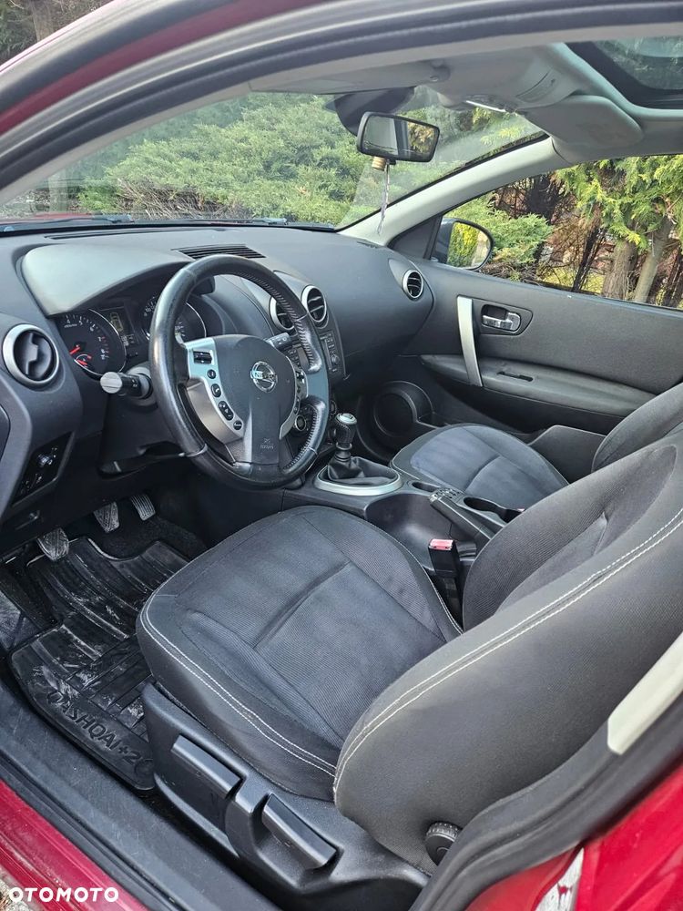 Nissan Qashqai - 12