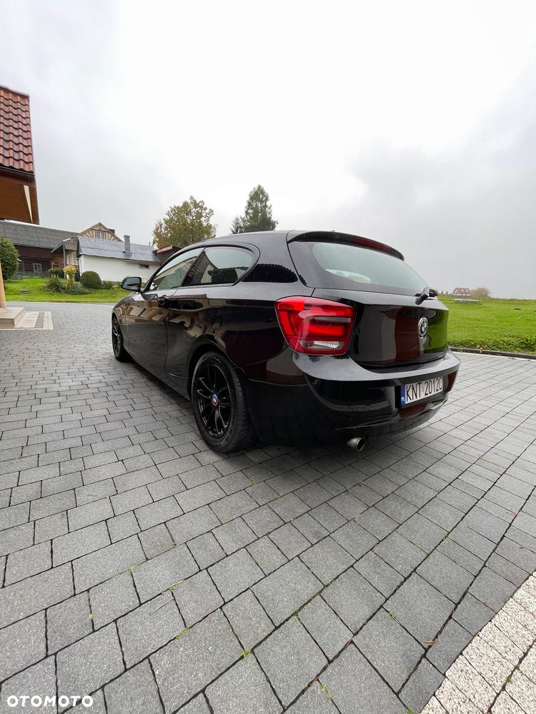 BMW Seria 1 114i Sport Line - 9