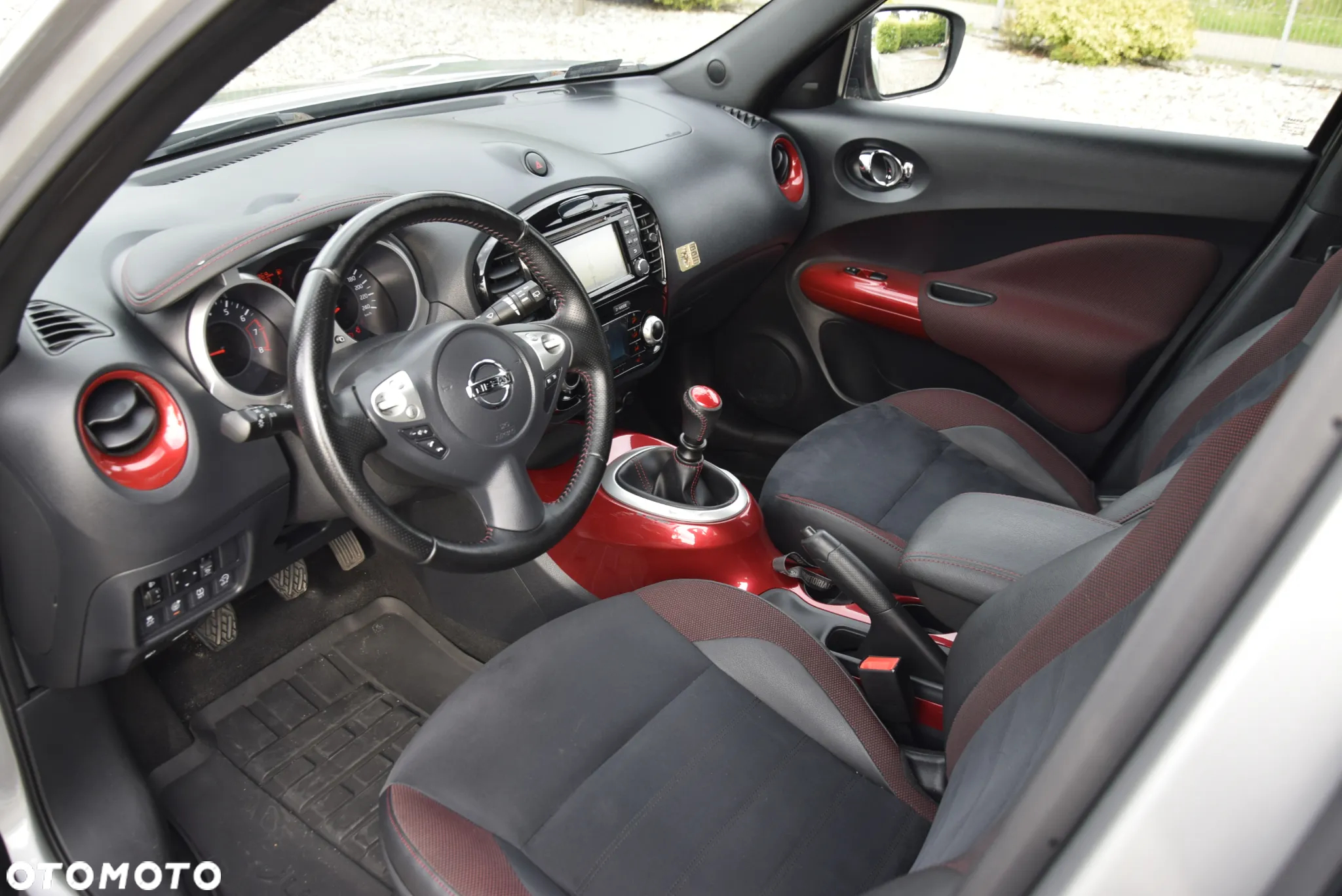 Nissan Juke 1.2 DIG-T Tekna (lea) EU6 - 13