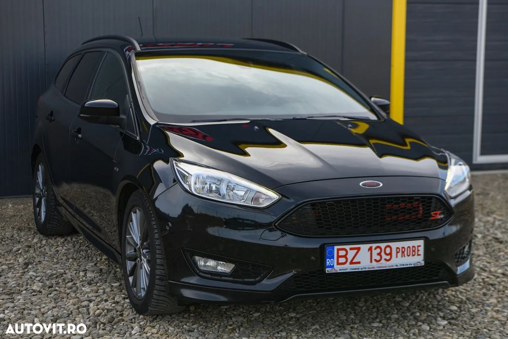 Ford Focus 1.5 TDCi DPF Start-Stopp-System Aut. ST-Line - 19