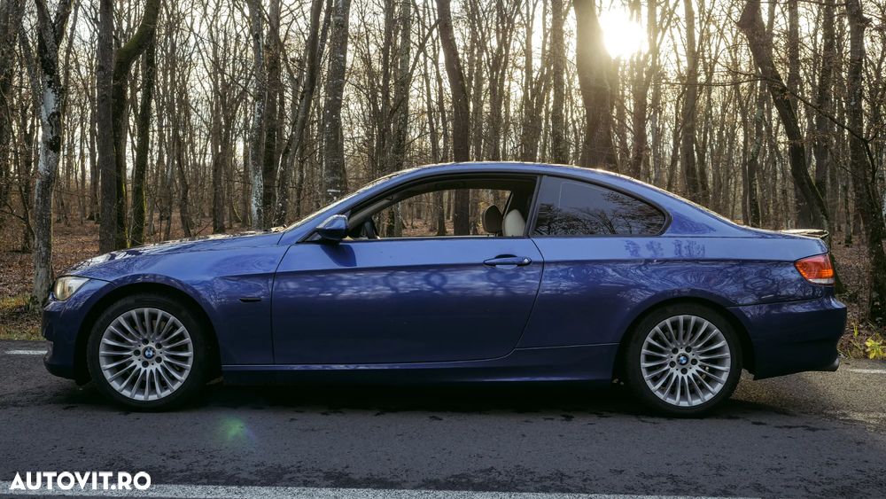 BMW Seria 3 325i - 2