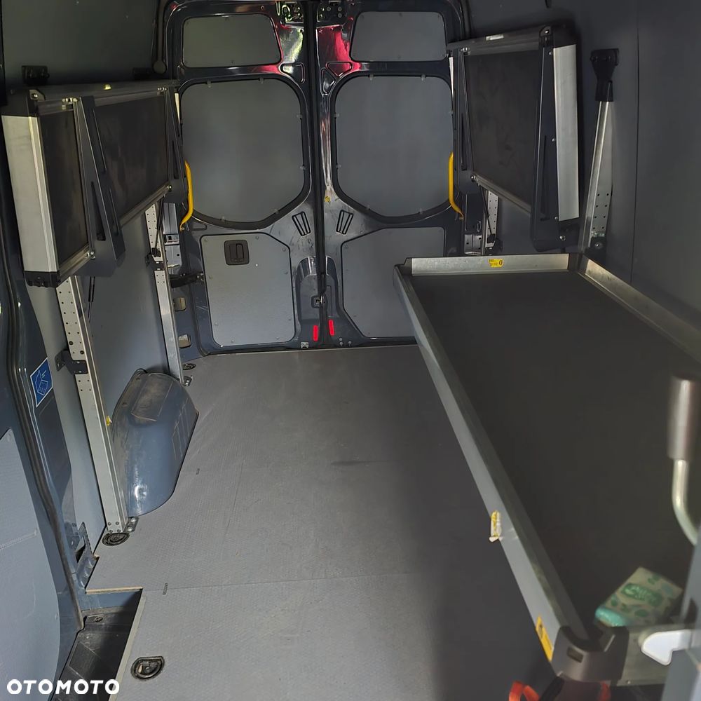 Mercedes-Benz sprinter - 22