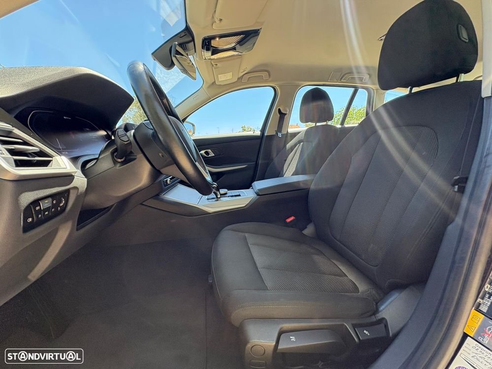 BMW 320 e Aut. Advantage - 27