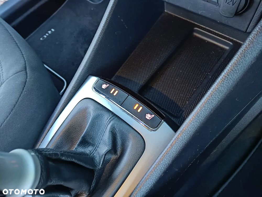 Kia Rio 1.2 Dream Team Edition - 11