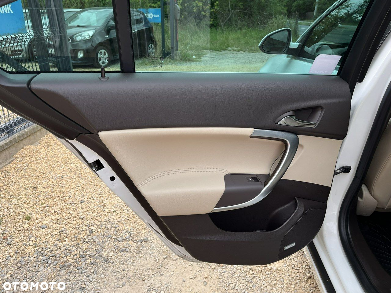Opel Insignia - 29