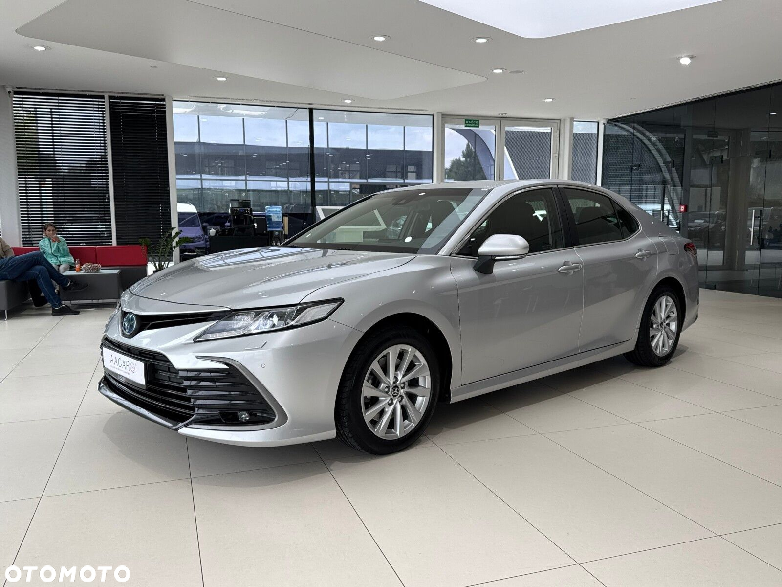 Toyota Camry - 2