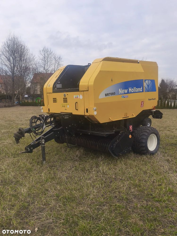 New Holland BR7060 - 1