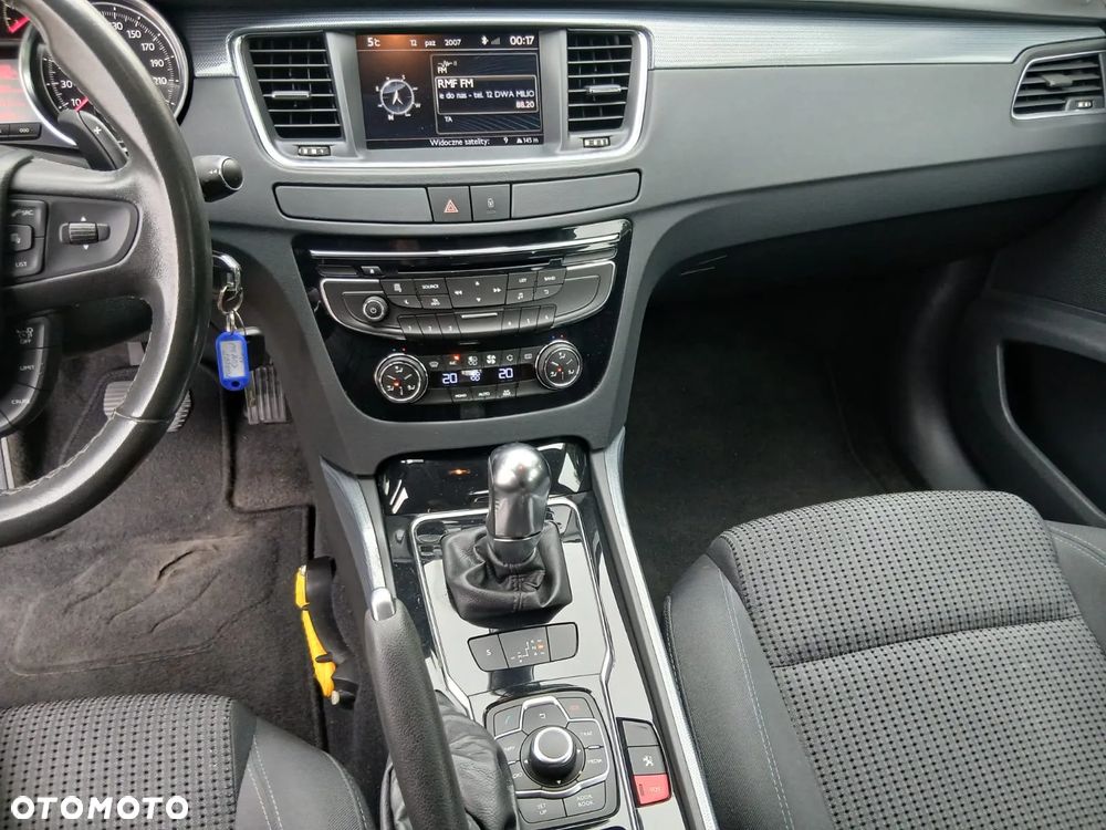 Peugeot 508 SW e-HDi FAP 115 EGS6 Business-Line - 27