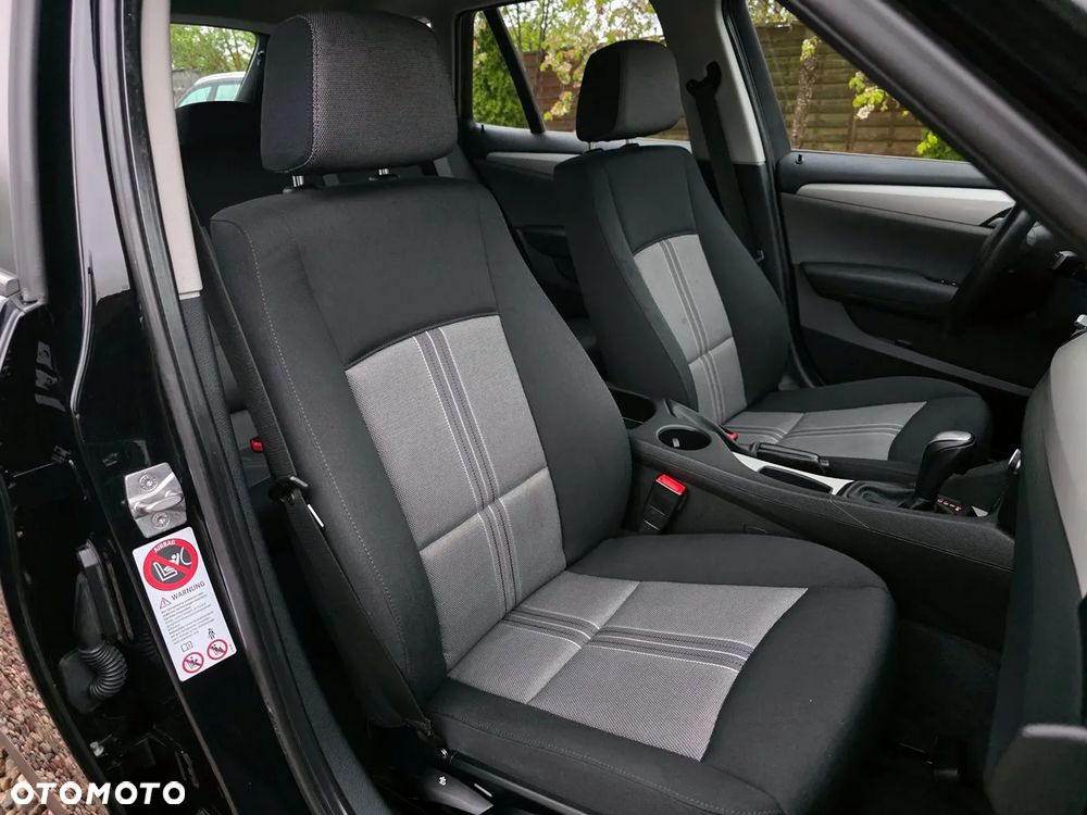 BMW X1 xDrive20d - 28