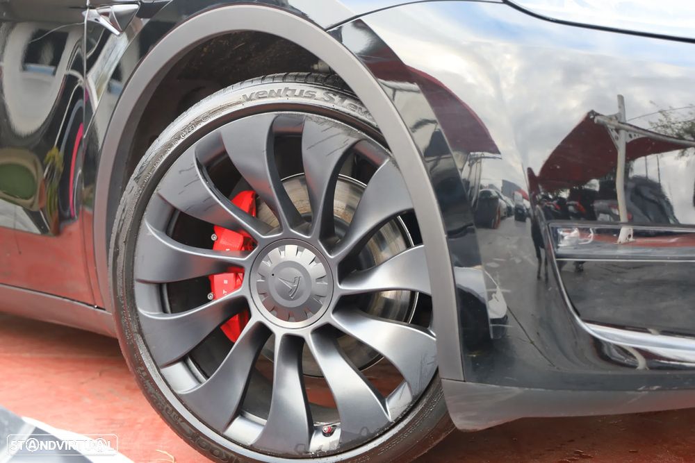 Tesla Model Y Performance Tração Integral - 4