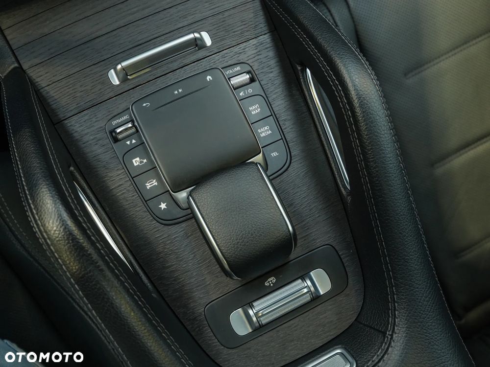 Mercedes-Benz GLE 400 d 4Matic 9G-TRONIC AMG Line - 26