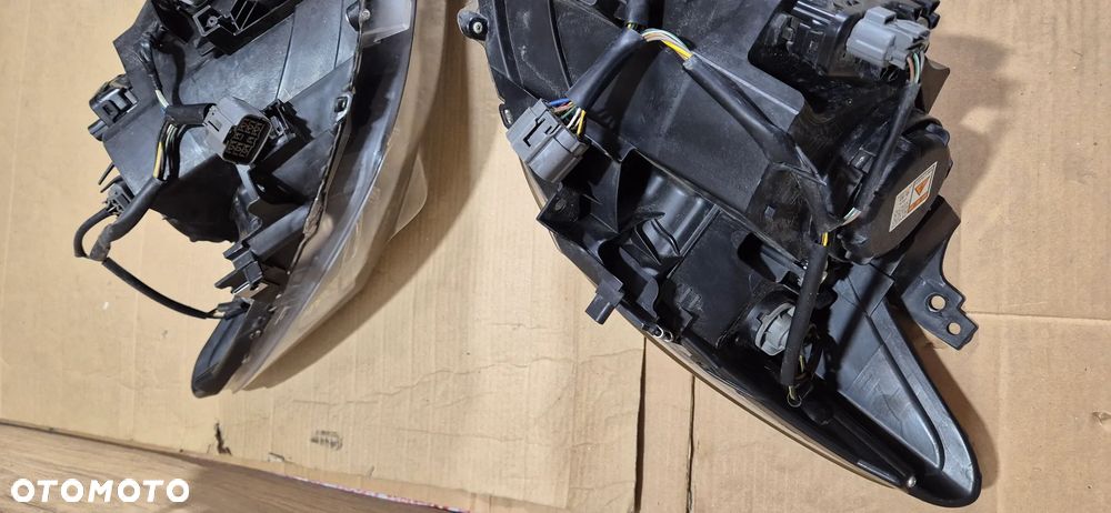 MAZDA CX5 CX-5 I LAMPA LEWA LUB PRAWA PRZÓD KSENON 11-16r - 11