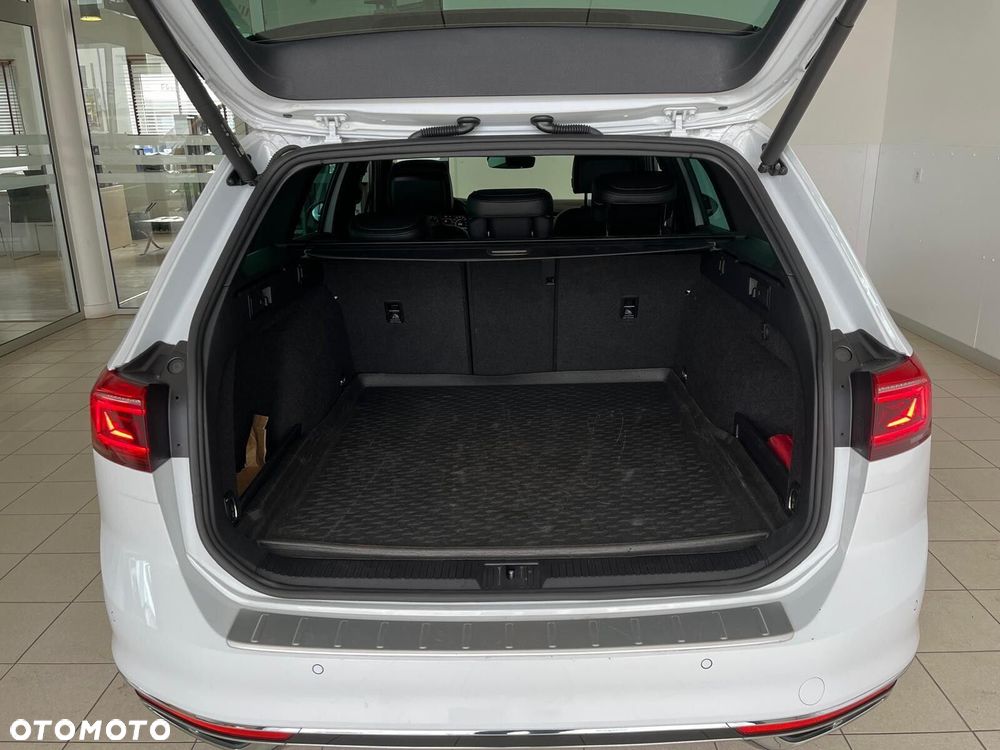 Volkswagen Passat Variant 2.0 TSI Elegance DSG - 7
