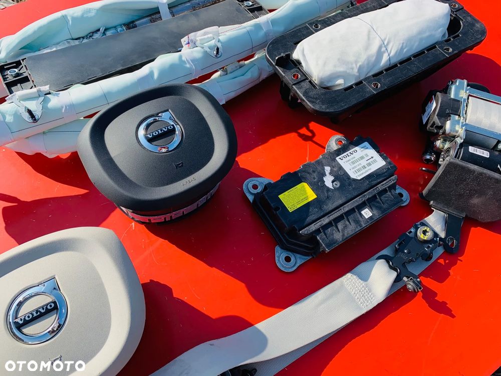 VOLVO V90 S90 DESKA KONSOLA KOKPIT PULPIT PÓŁKA PARAPET SKÓRA PODUSZKI POWIETRZNE KIEROWCY PASAŻERA KOLAN PODUSZKA POWIETRZNA KOLANOWA KURTYNA KURTYNY AIR BAG FOTELA W FOTEL AIRBAG PASY PAS USA  KANADA - 25