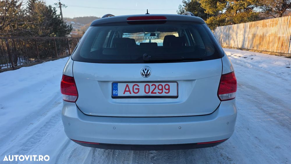 Volkswagen Golf 1.9 TDI DPF DSG Individual - 5