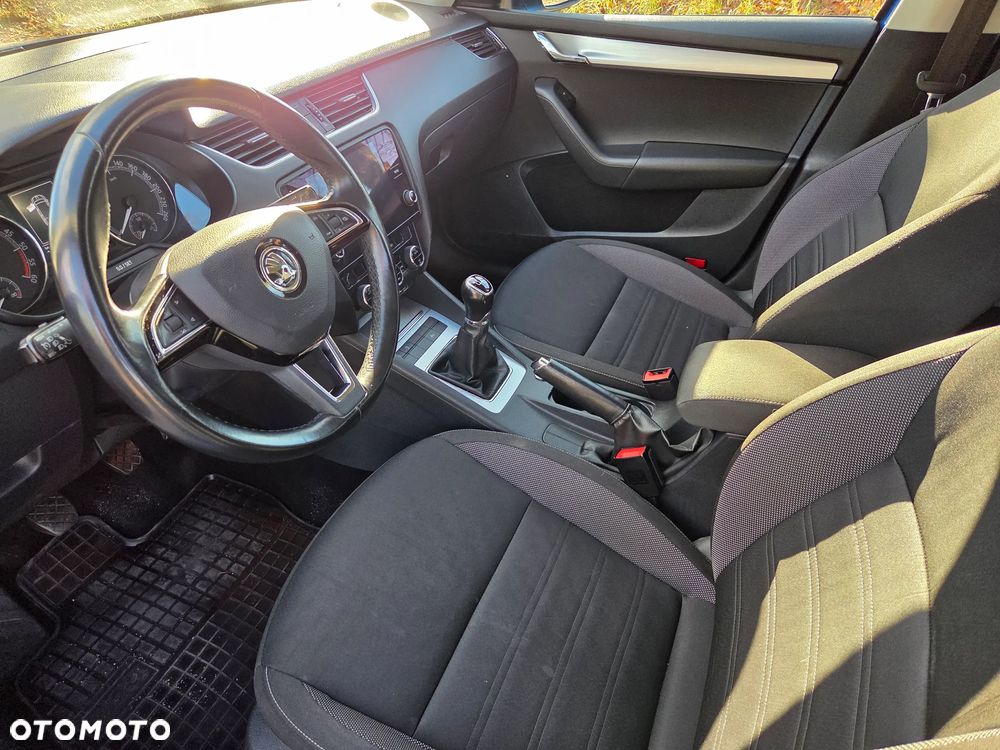 Skoda Octavia 1.6 TDI Ambition - 10
