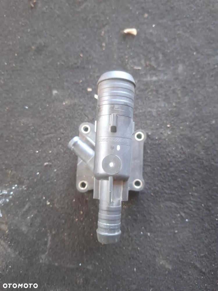 Ford Escape MK2 2,0 Króciec wody CJ5E 8K556 BB - 3