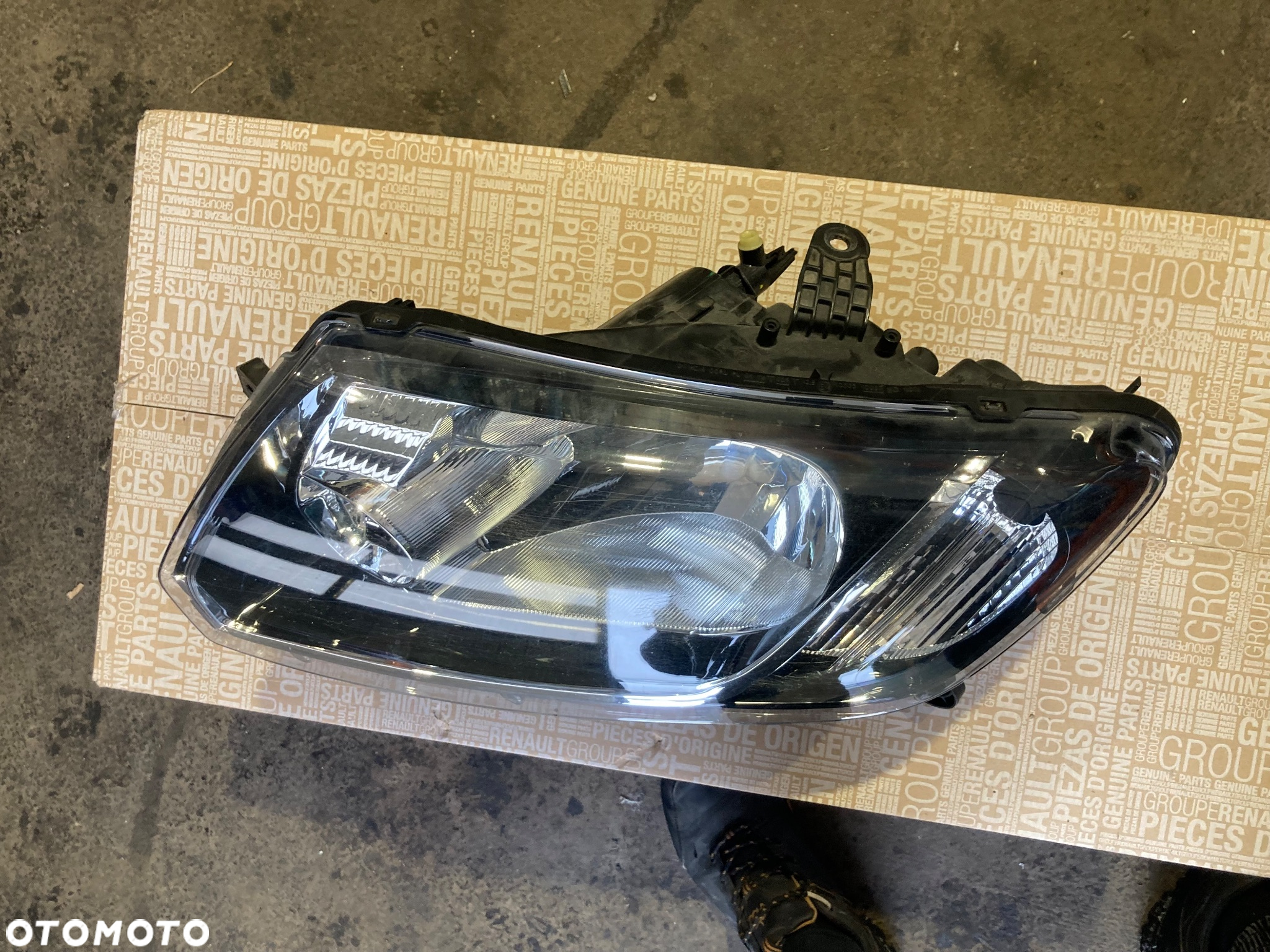 DACIA Logan Sandero 2 II stepway LAMPA PRZEDNIA LEWA REFLEKTOR LEWY PRZÓD Wwa - 4