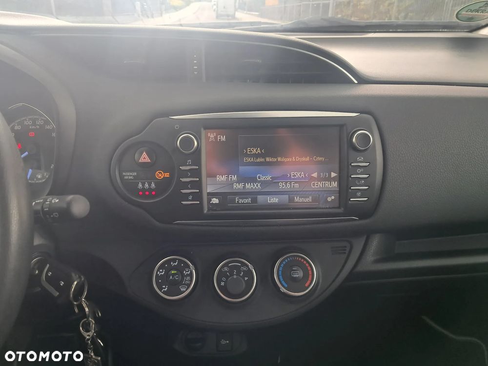 Toyota Yaris - 18