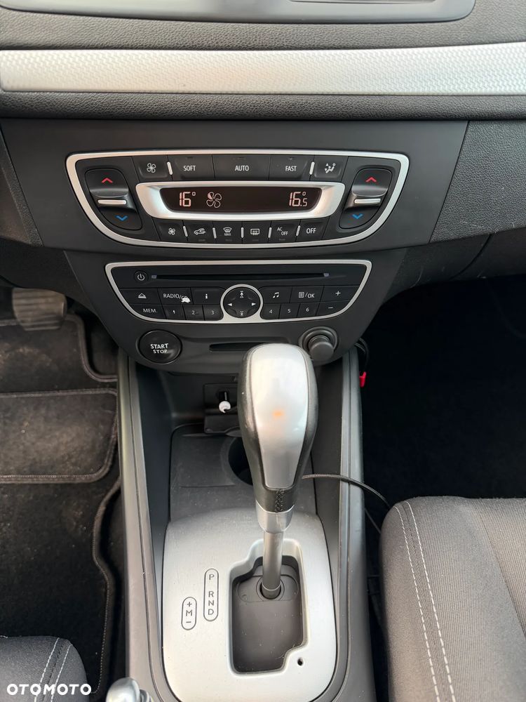 Renault Megane 2.0 140 CVT Luxe - 21