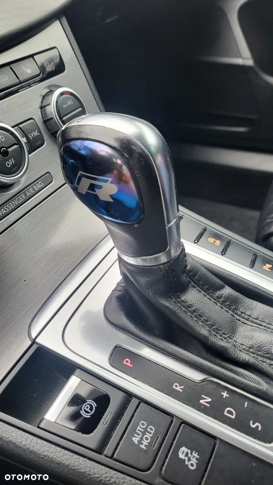 Volkswagen Passat 2.0 TDI Highline R-Style DSG - 26