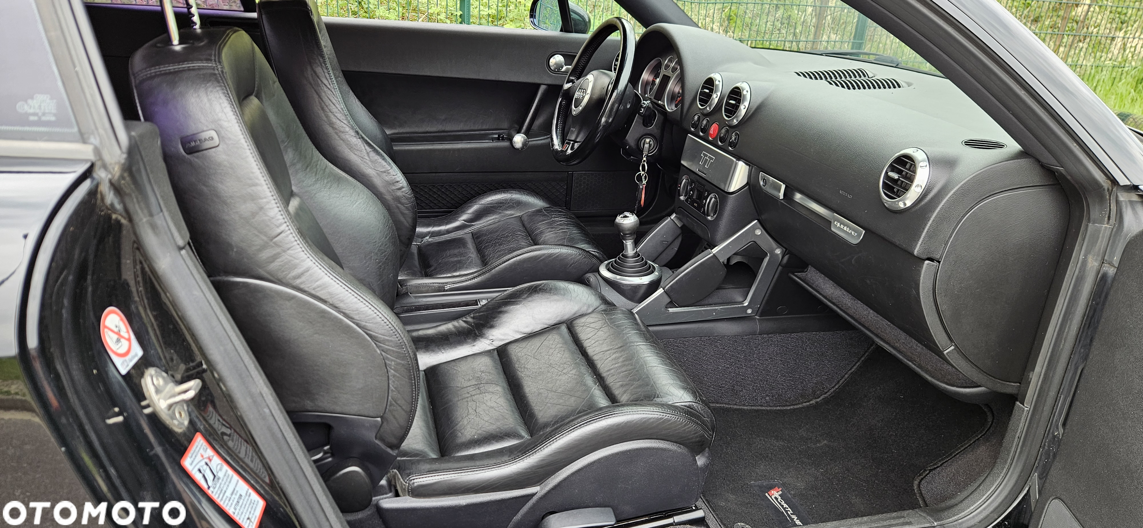 Audi TT Coupe 1.8 T quattro - 19