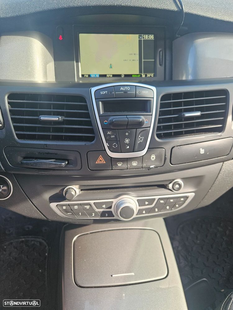 Renault Laguna Break 1.5 dCi SE Black Line 110g - 15