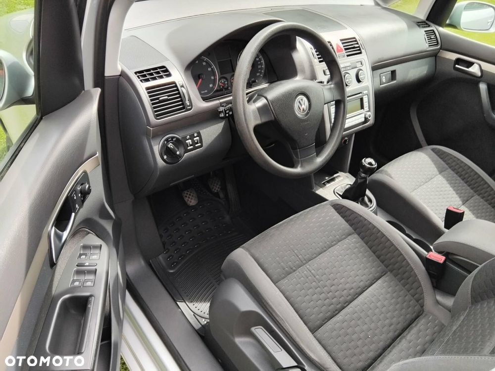 Volkswagen Touran 1.6 Freestyle - 14