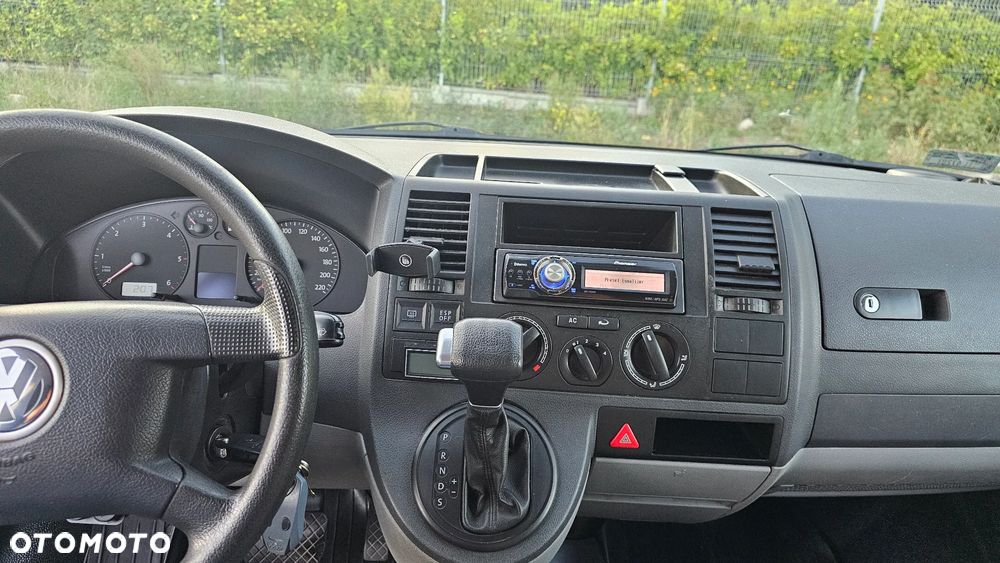Volkswagen Transporter T5 - 6