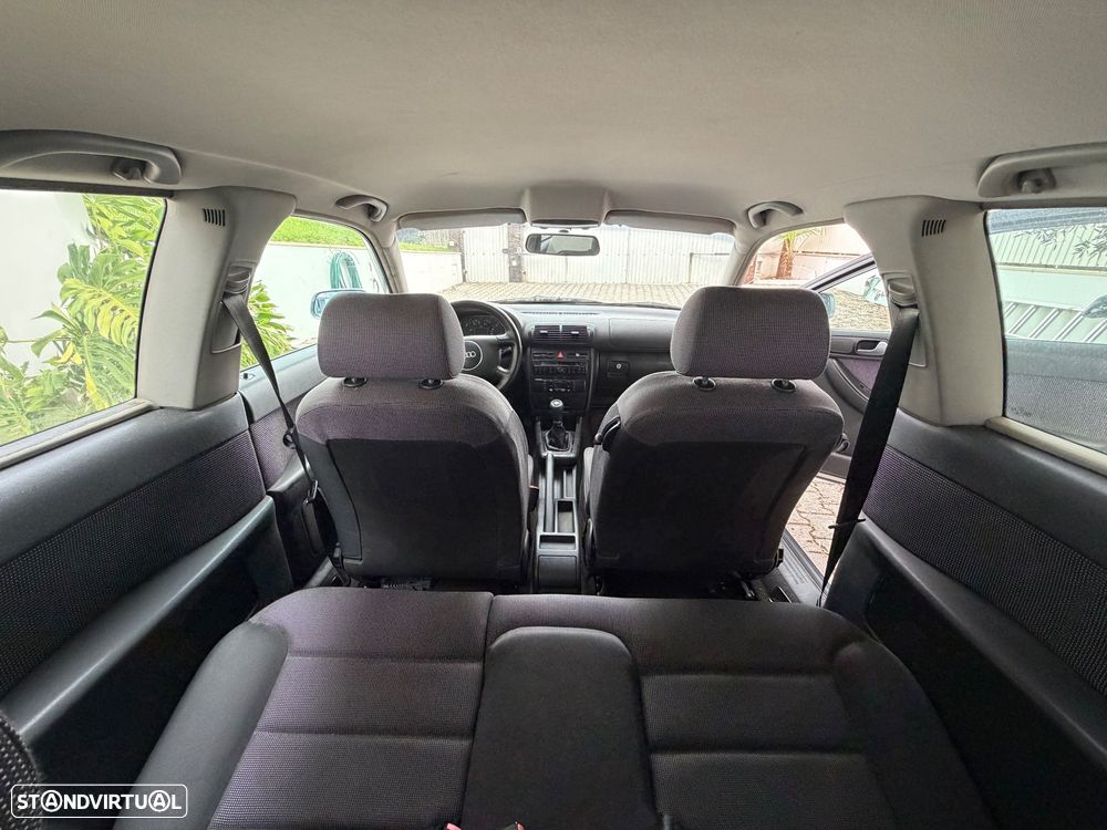 Audi A3 1.6 Attraction - 15