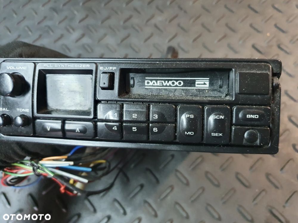 Radio na kasety samochodowe DAEWOO model AKF-7331V - 3