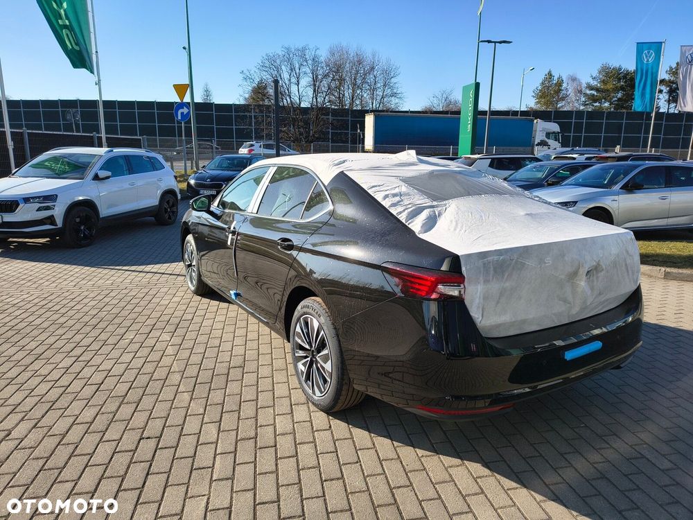 Skoda Superb 2.0 TDI SCR Drive DSG - 6