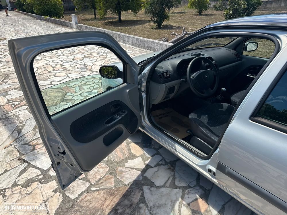 Renault Clio 1.5 dCi Confort Privilège - 8
