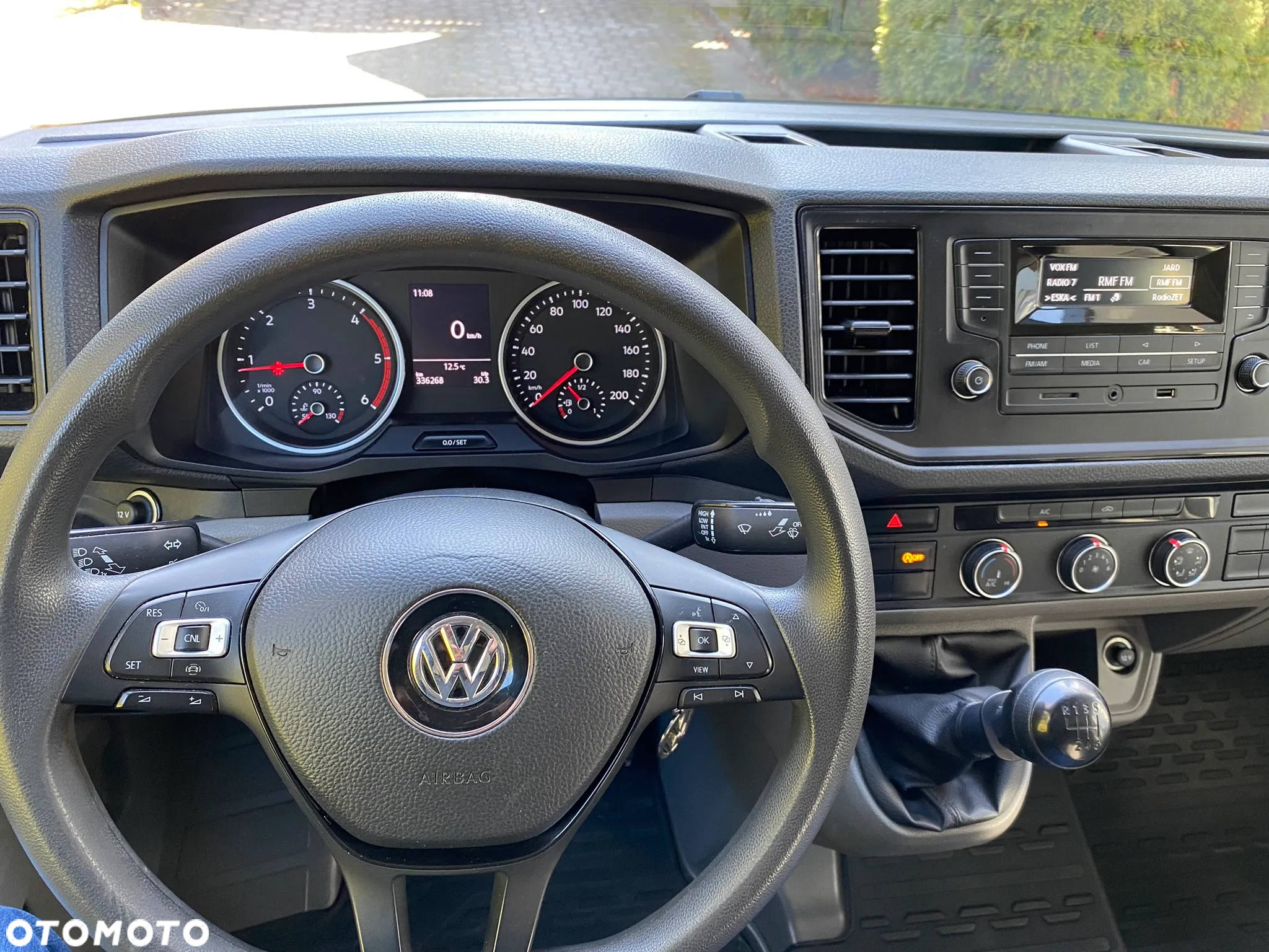 Volkswagen CRAFTER MAXI SKRZYNIA dł. 4,90m PL SALON Model 2019r. Lampy Full LED 2.0TDI 177KM - 15