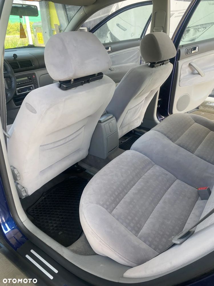 Volkswagen Passat Variant - 16