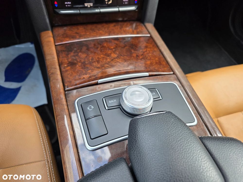 Mercedes-Benz Klasa E 350 4Matic Avantgarde Sport Edition AMG - 17