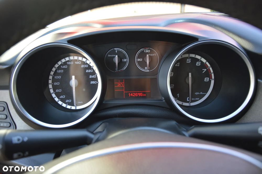 Alfa Romeo Giulietta 1.4 TB Distinctive - 16