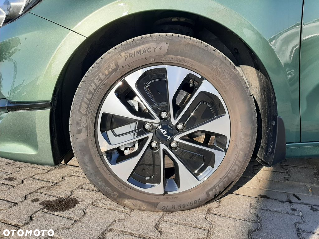 Kia Ceed 1.5 T-GDI M DCT - 24