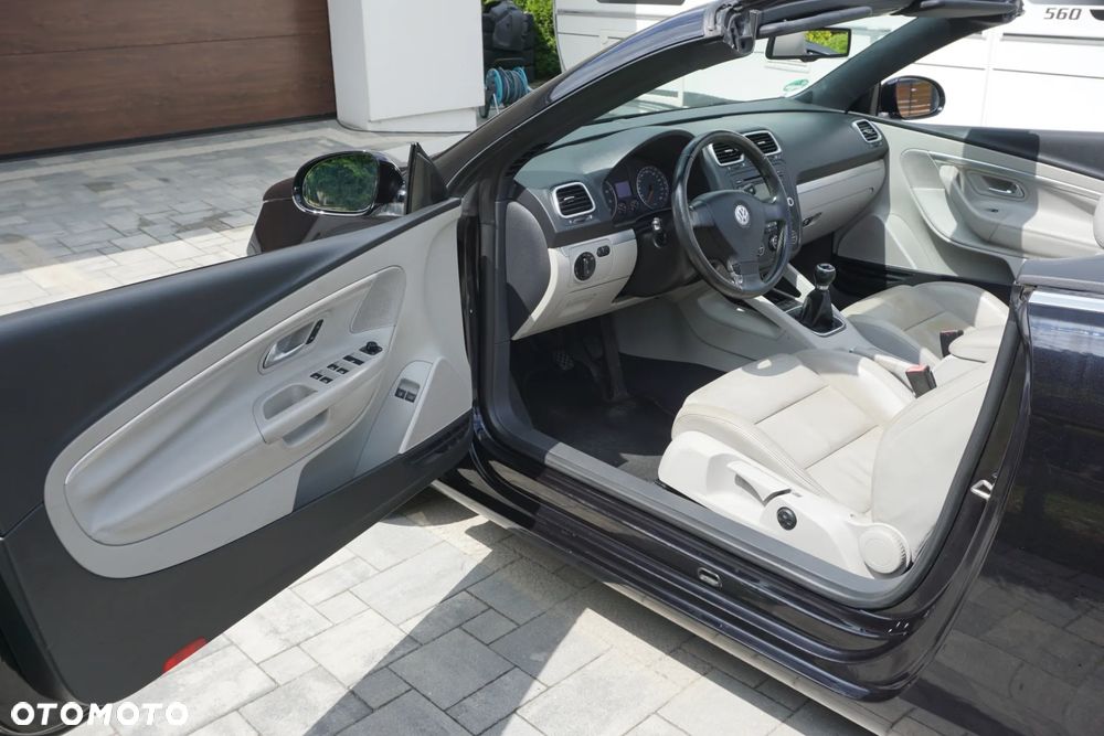 Volkswagen Eos 2.0 FSI Individual Chrom - 15