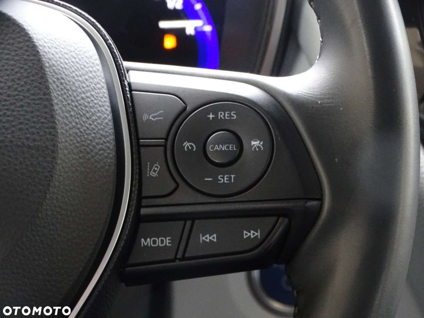 Toyota Corolla - 16