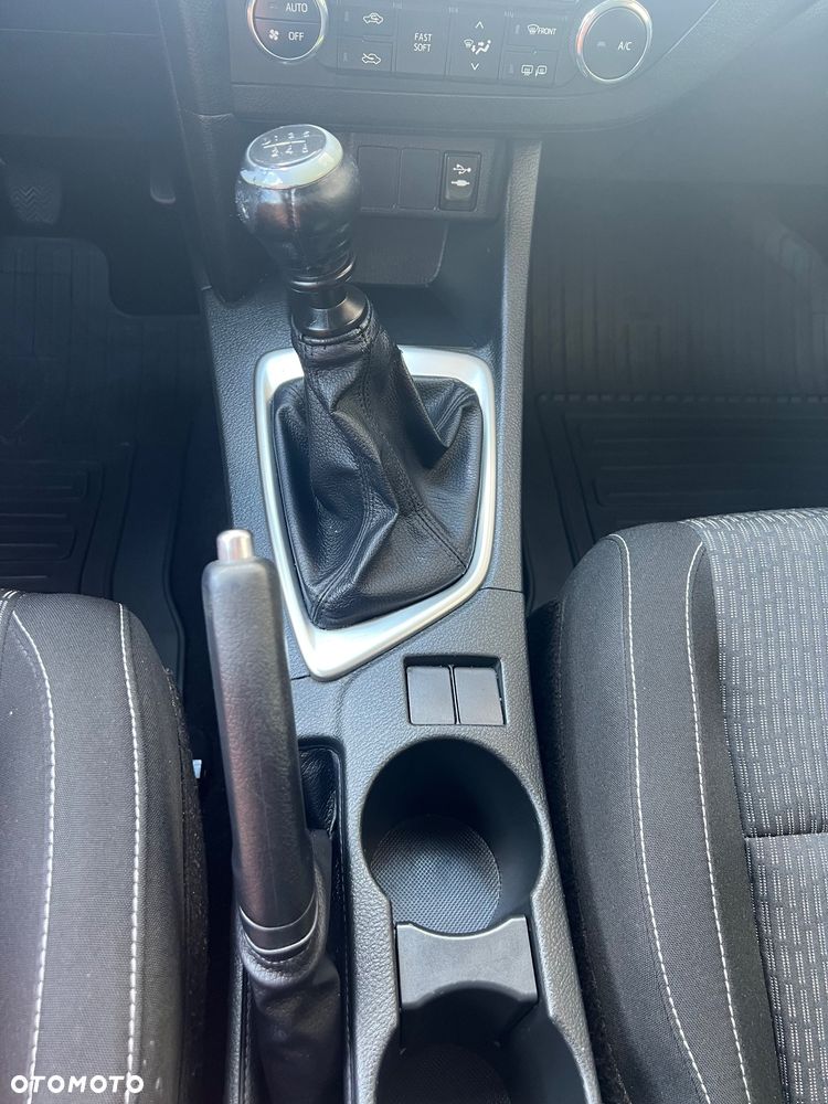 Toyota Auris - 30